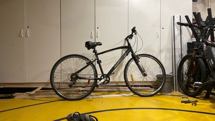 Infinity Hybrid City Bike with Shimano Gears