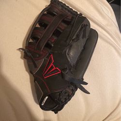 Adult softball glove used 1 Time