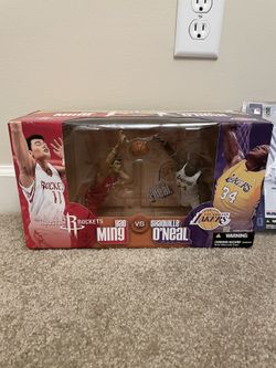 yao ming x shaq mcfarland figure