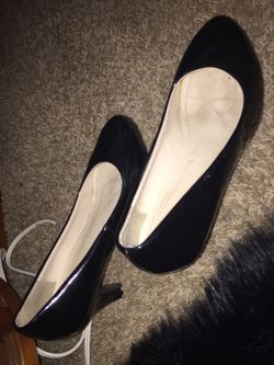 Size 6.5 heels black leather