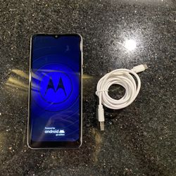 Motorola Moto G Go 32GB Android V11 5G 6.5” White with AT&T SIM & Charging Cable 