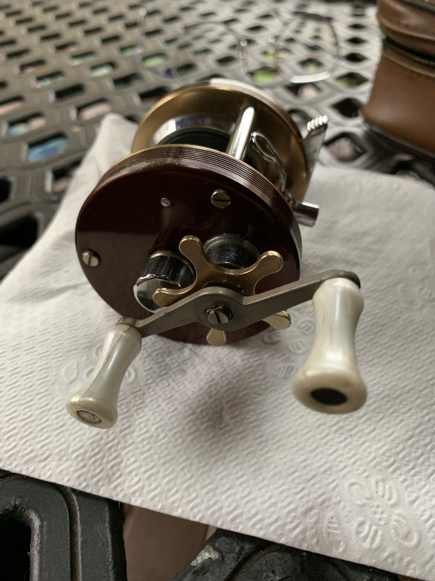 1960’s Heddon Bait Fasting Fishing Reel