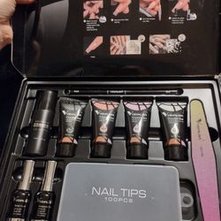 New Venalisa Nail System
