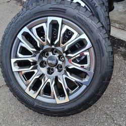 2025 NEW OEM ORIGINAL TAKEOFFS GMC YUKON DENALI ULTIMATE 22 INCH HAVE TPMS SENSORS TIRES CONTINENTAL TERRAIN CONTACT 97 % $ 2299 