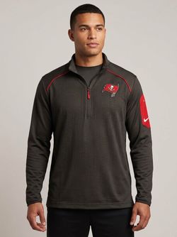 Nike Men’s Tampa Bay Buccaneers Quarter Zip Pullover