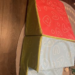 Milliard Soft Foam Toddler Stairs and Ramp Climber Gym. Clean, smoke free home. No damage