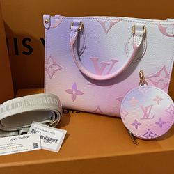 NIB Louis Vuitton OnTheGo PM Sunrise Pastel 2022 Shoulder Bag w/Box &  Receipt for Sale in Boynton Beach, FL - OfferUp