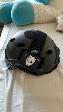 Military helmet