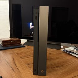 XBOX One X