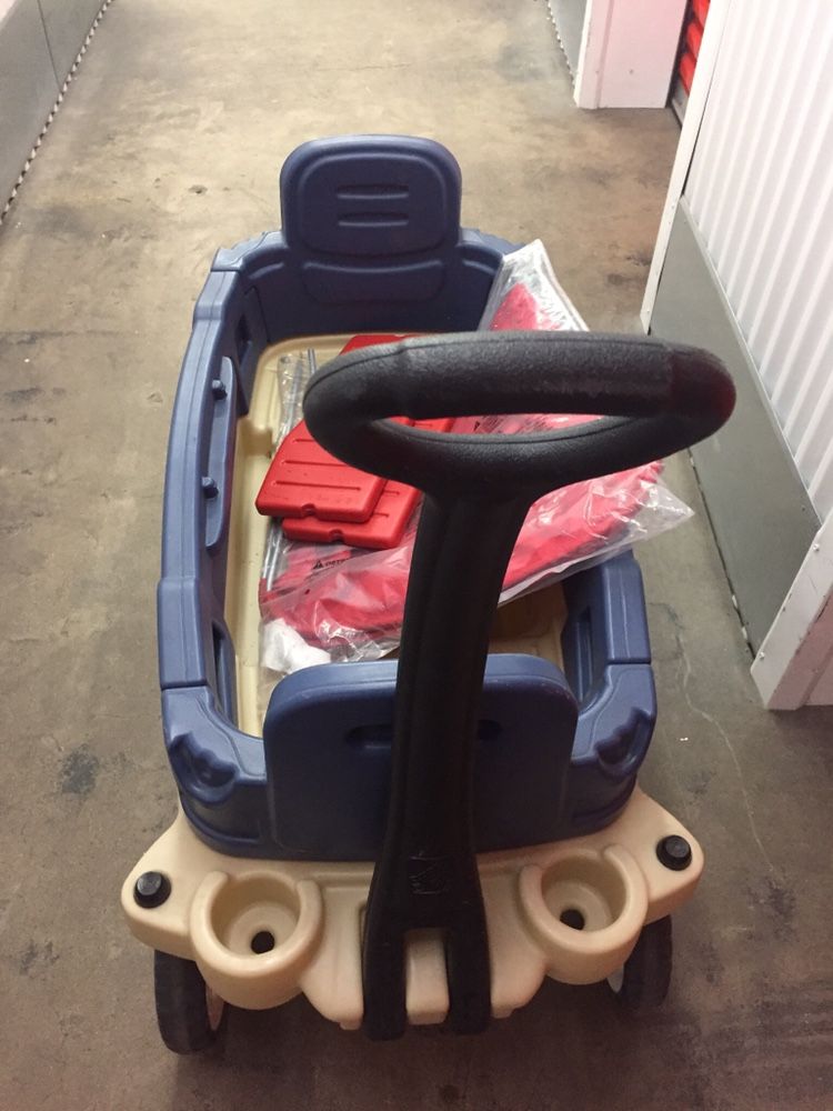 Step 2 Wagon With Canopy
