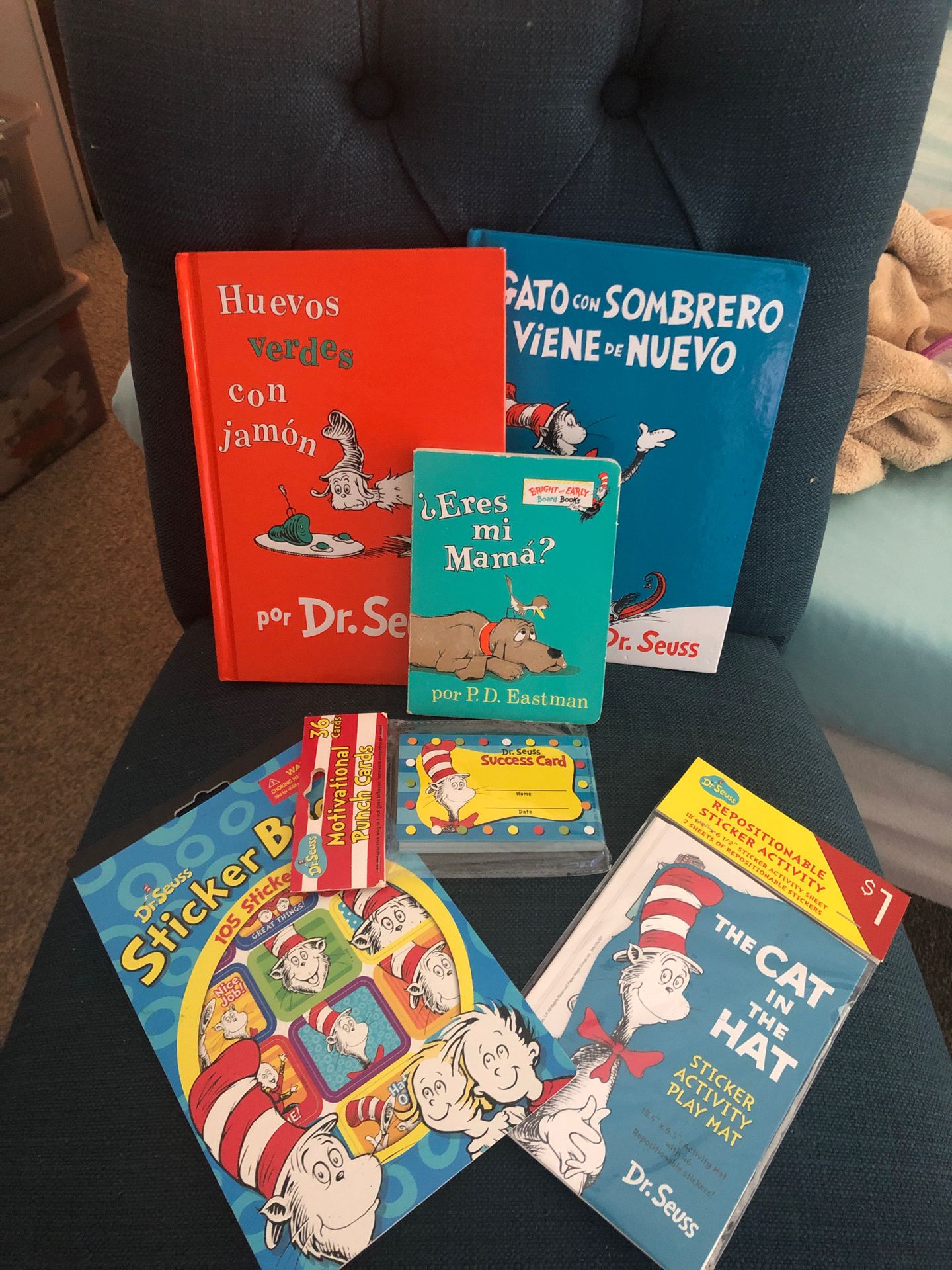De. Seuss Spanish books and material