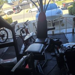 Bowflex Like New With Extra 50lb Rods And Extra Accessories