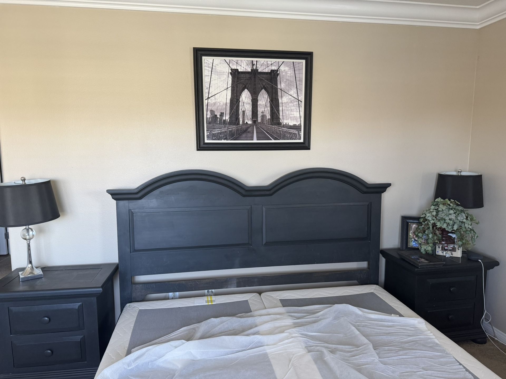 King Size Bedroom Set **FREE**