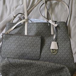 Real Michael Kors Tote With Detachable Wallet Clutch 
