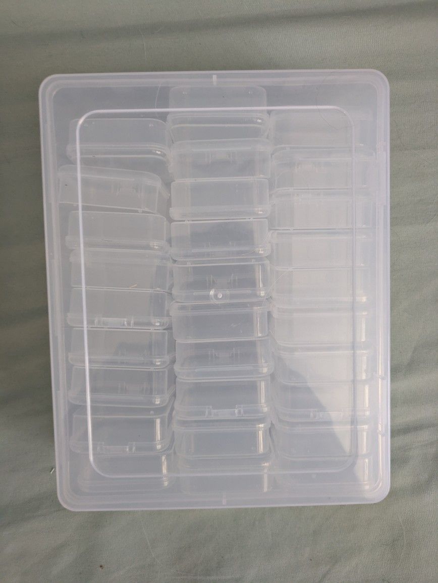 Small Craft Or Jewelry Plastic Containers