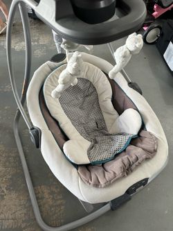 Graco swing, detachable rocker