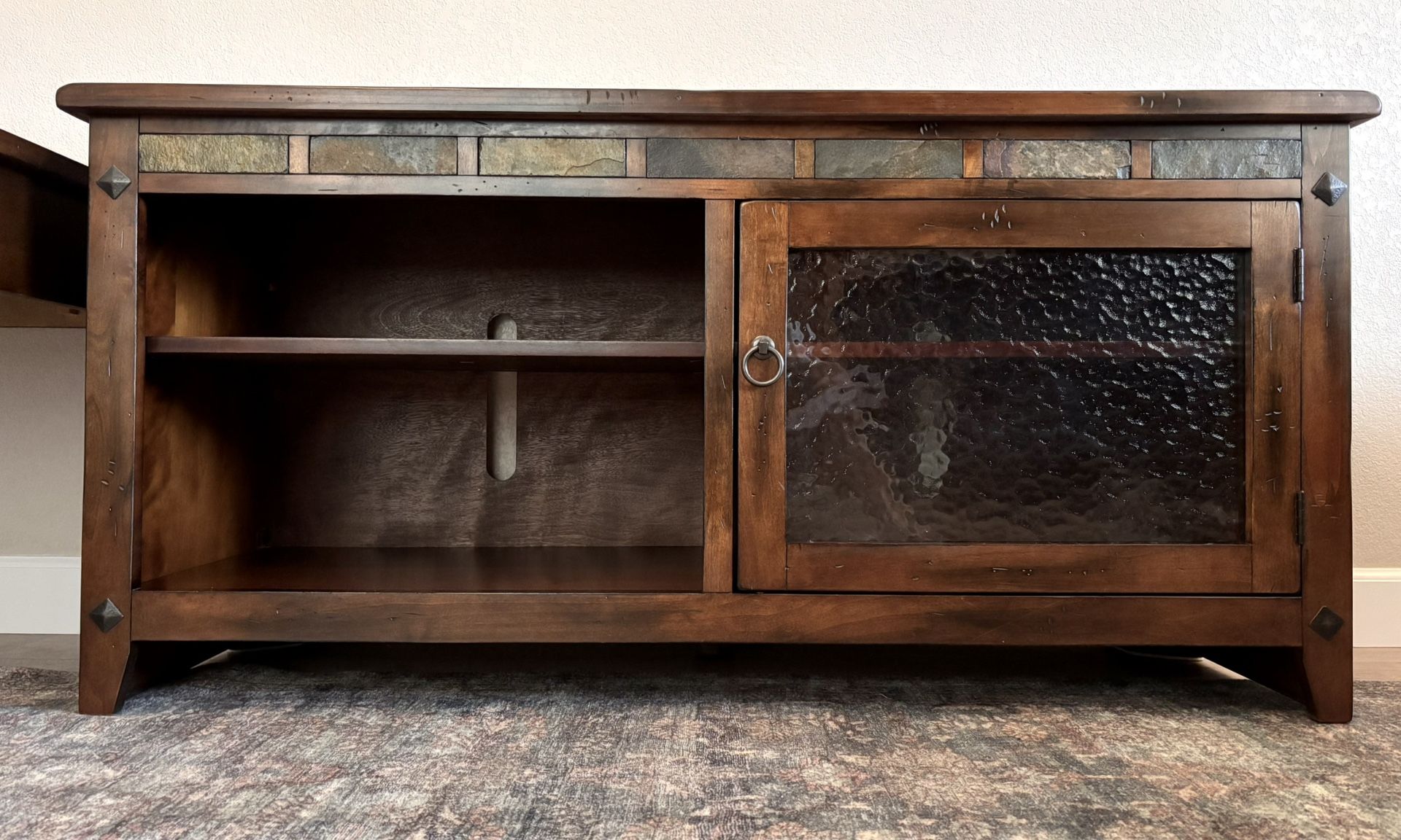 Matching Set Sunny Designs TV Console And End Table