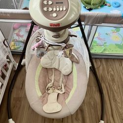 Sway swing from Fisher Price. Good condition. 