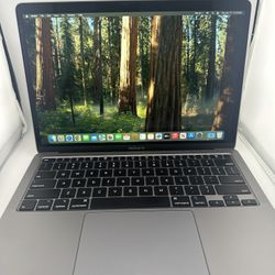 Apple MacBook Air / 13.3 Retina Display / Core i3 / 8GB RAM / 256GB SSD