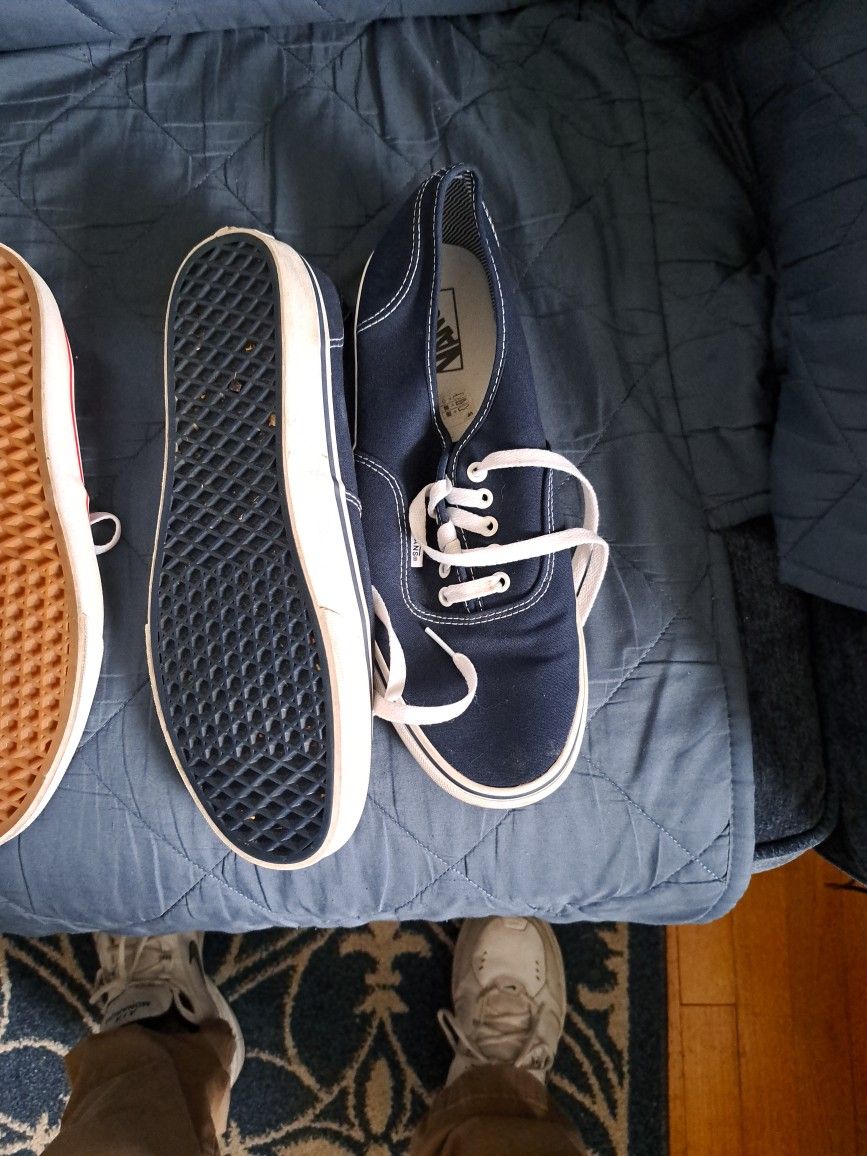 Mens Van Sneakers Size 12