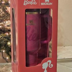 Stanley x Barbie "Barbie Icon" 40oz Quencher Tumbler