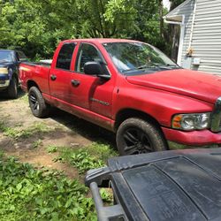 Dodge Ram 1500 Hemi 2003 Red Color