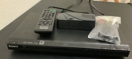 Sony DVD/CD Player DVP-SR200P Player w/Remote