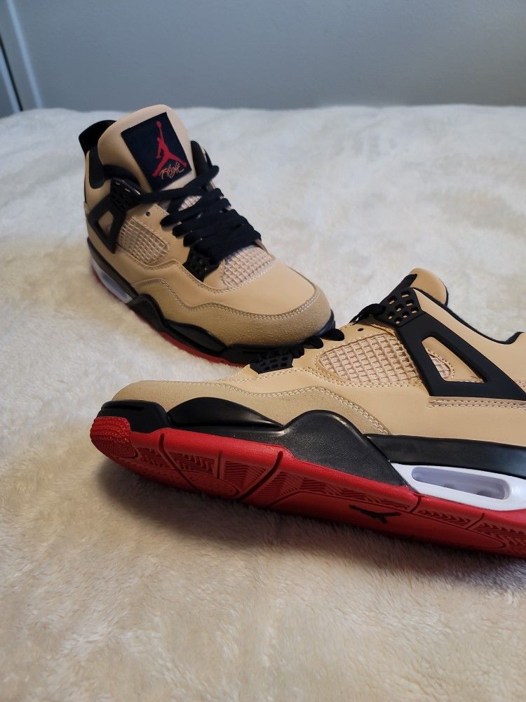 New Jordan 4 Pizza Mens Size 8.5