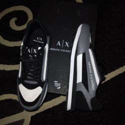 ARMANI EXCHANGE  MEN SHOES NEW 