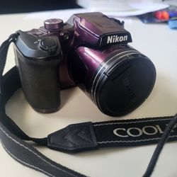 Nikon Coolpix Digital Camera 