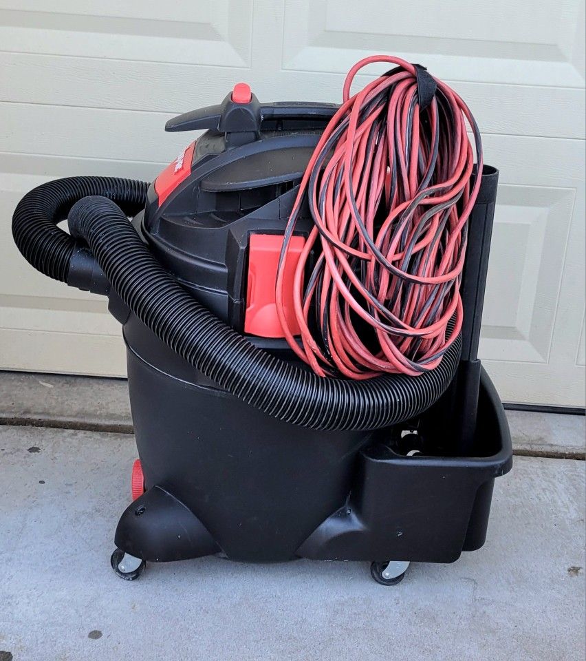 ShopVac Wet/Dry Vacuum Cleaner 100ft Cord, Freshly Oiled Bearings for Sale in Peoria, AZ