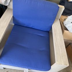 FRONTGATE - St. Kitts Lounge Chair with Cushions in Weathered Teak