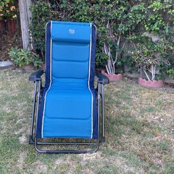 Patio Lounging Chair 