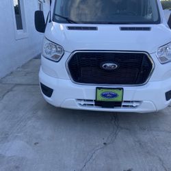 2025 Ford Transit-250