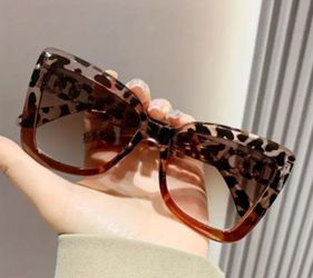 Fashion cat eye decorative glasses 