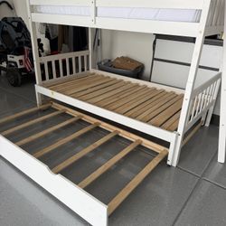 Extendable Twin Bunk Bed With Trundle