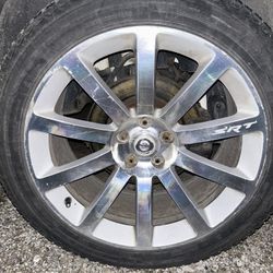Srt8 Oem Wheels With Good Tire 