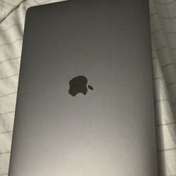 MacBook Pro M1 8G