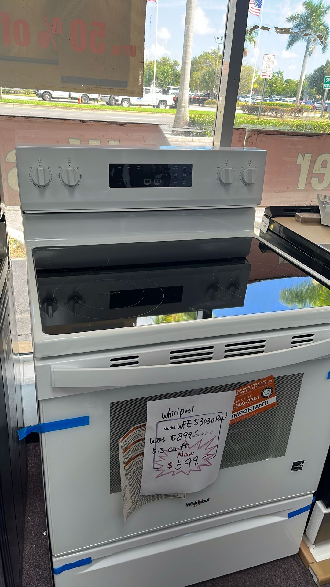 White Stove Glass Top New Open Box 1 Year Warranty