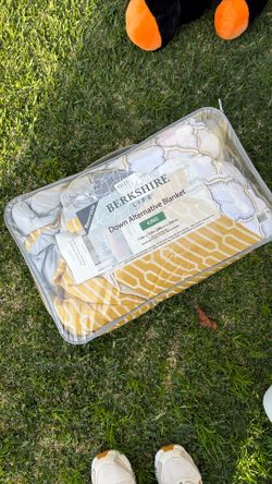 Full-Size Comforter Set 