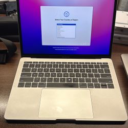 MacBook Pro 13 Inch