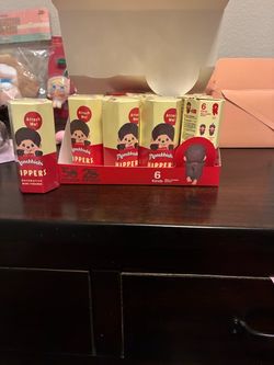 Monchhichi hippers