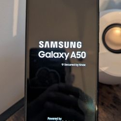 UNLOCKED Samsung A50 4G LTE Mobile phone