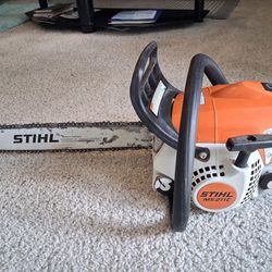 Stihl Chainsaw MS 211c