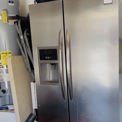 Frigidaire Stainless Steel Refrigerator 