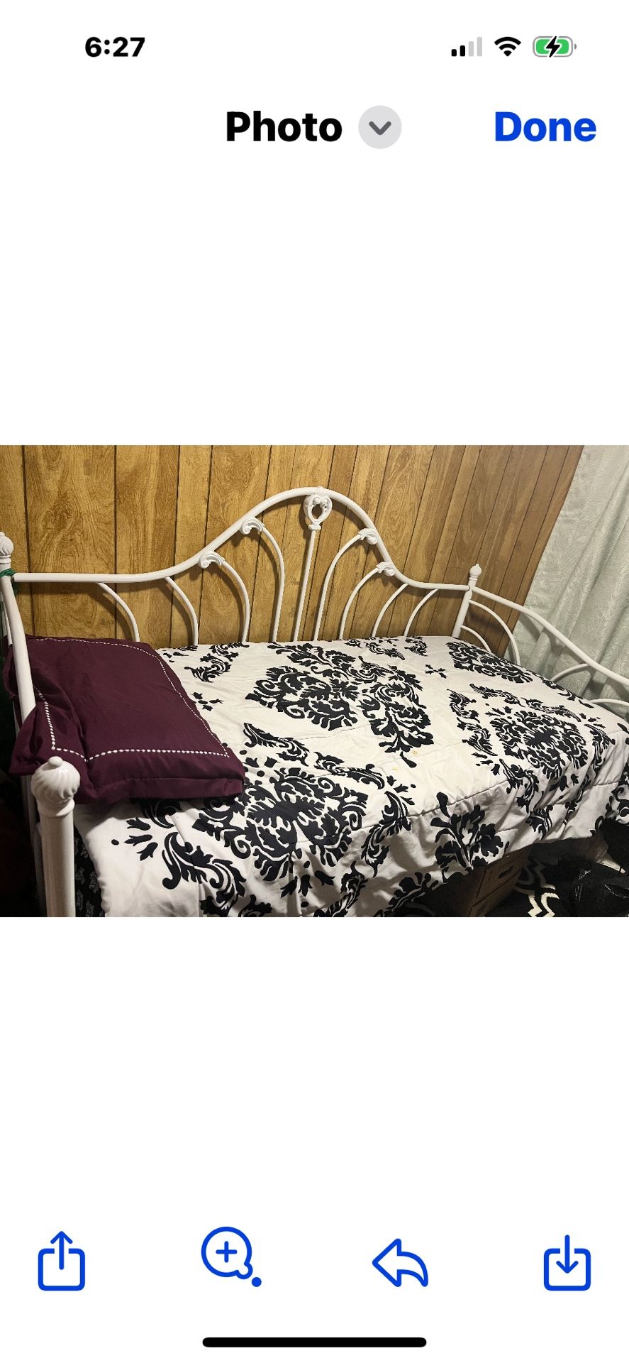 Day Bed With Bedding And Mattress From A Smoke Free Home