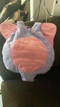 Children’s place costume 18 -24
