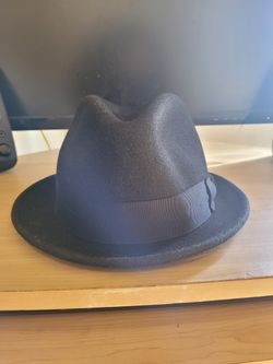 Fedora ( black )