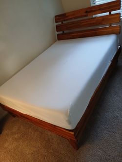 10" Memory Foam Mattress with Zippered Cover - Full $50