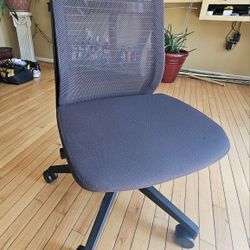 Sillas Sin Brazos para reuniones Steelcase Think 465
Tengo 5 sillas